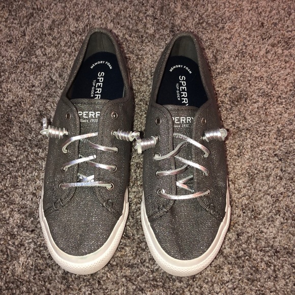 sperry cliffside sneaker